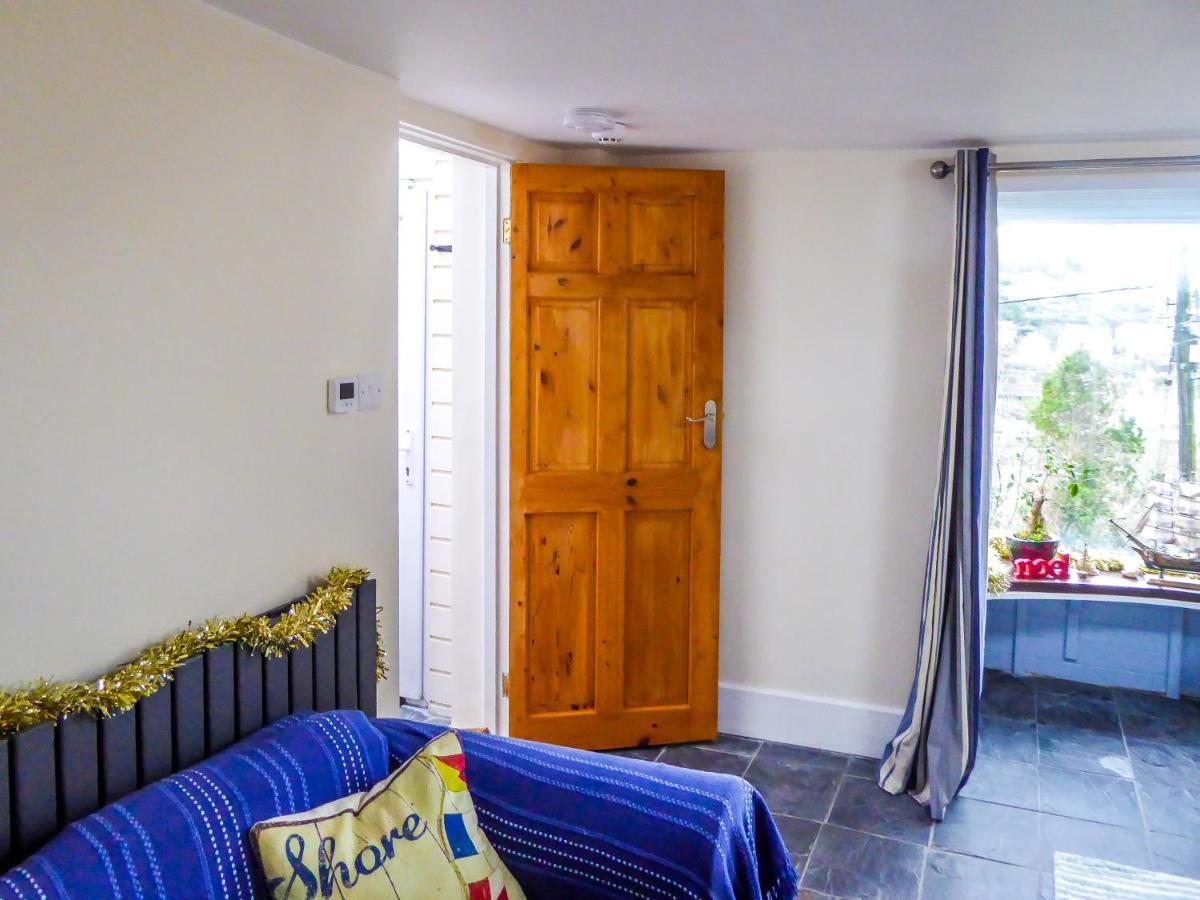 Looe Self Catering Apartment ภายนอก รูปภาพ