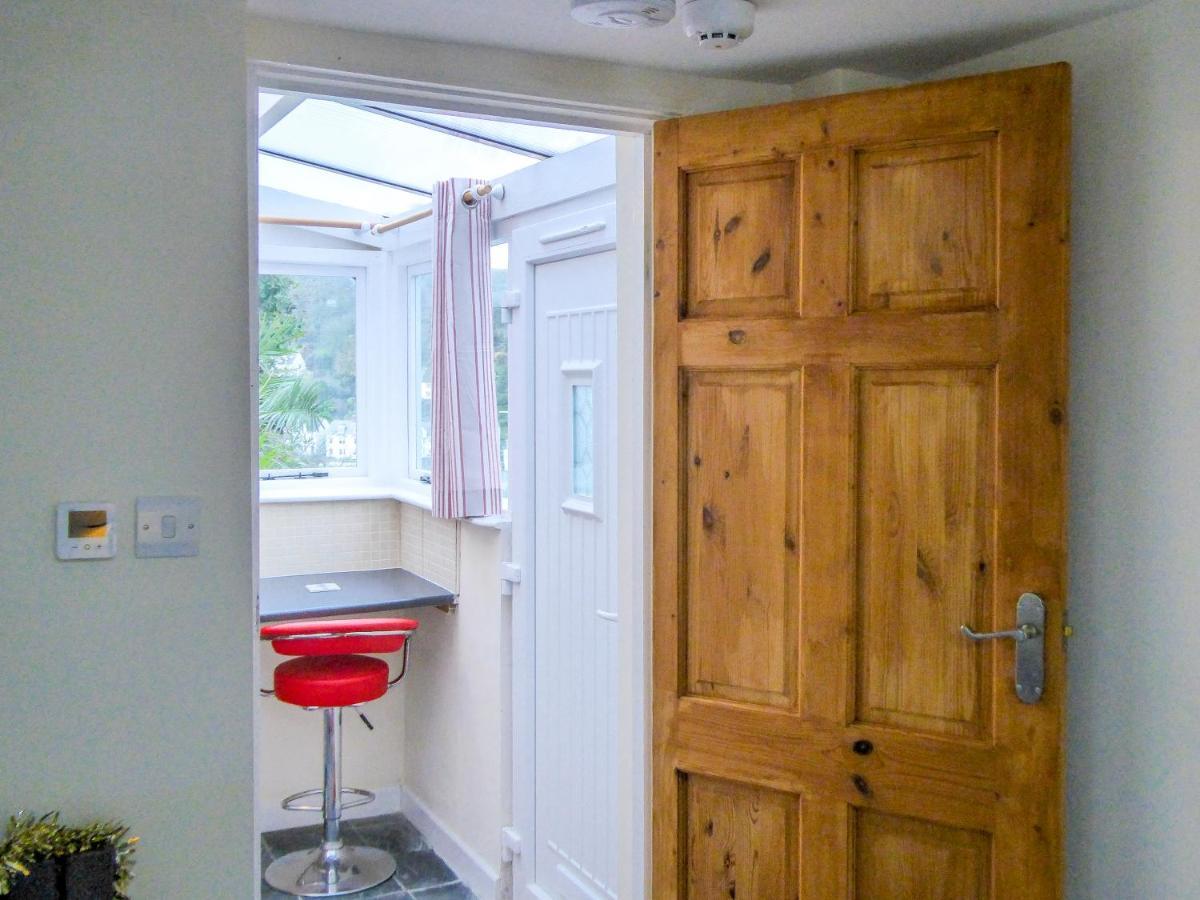 Looe Self Catering Apartment ภายนอก รูปภาพ