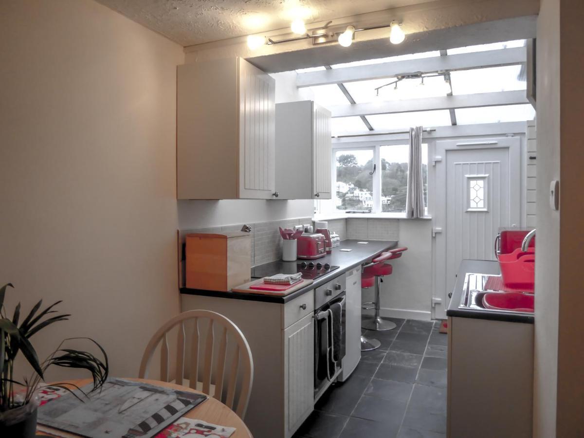 Looe Self Catering Apartment ภายนอก รูปภาพ