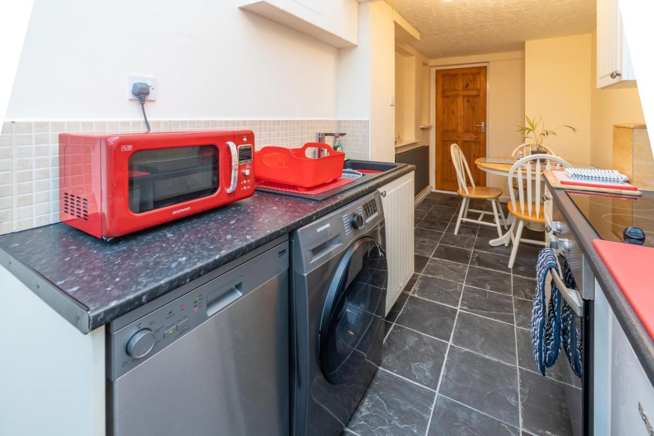 Looe Self Catering Apartment ภายนอก รูปภาพ