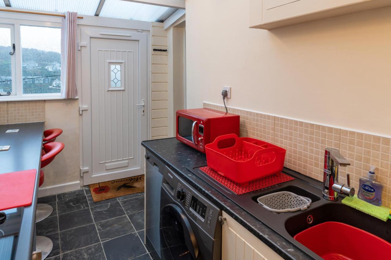 Looe Self Catering Apartment ภายนอก รูปภาพ
