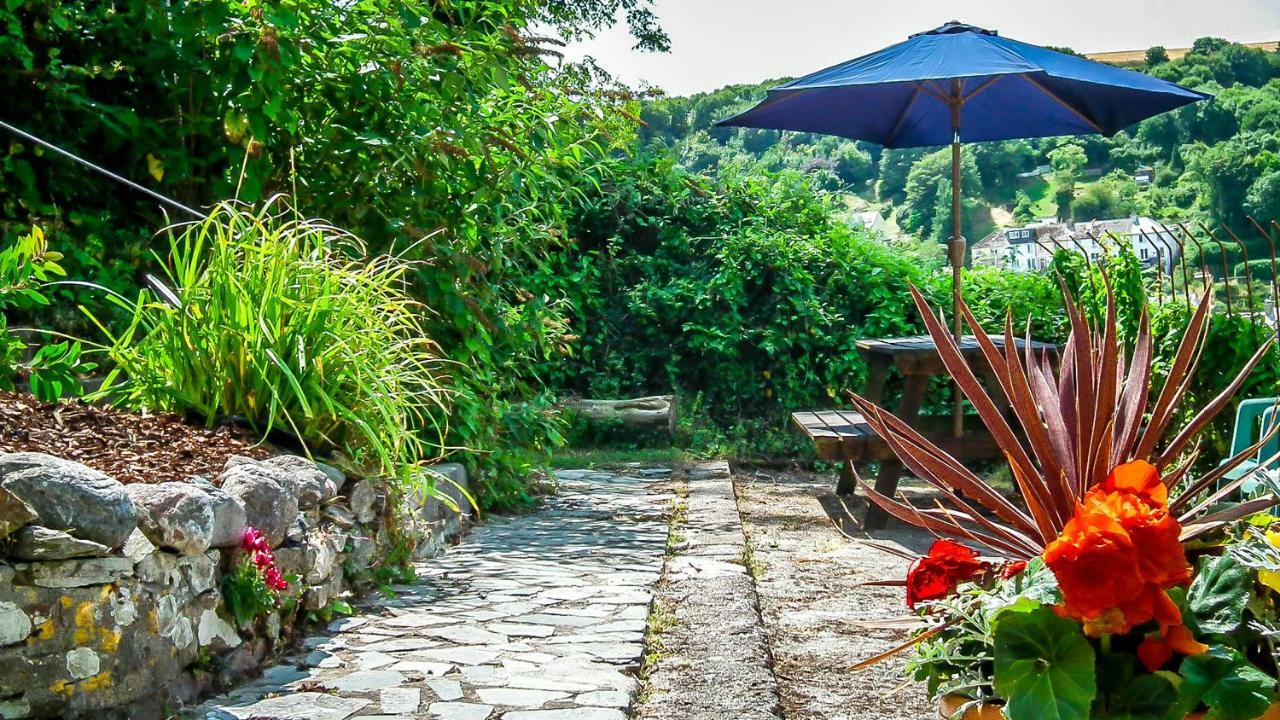 Looe Self Catering Apartment ภายนอก รูปภาพ